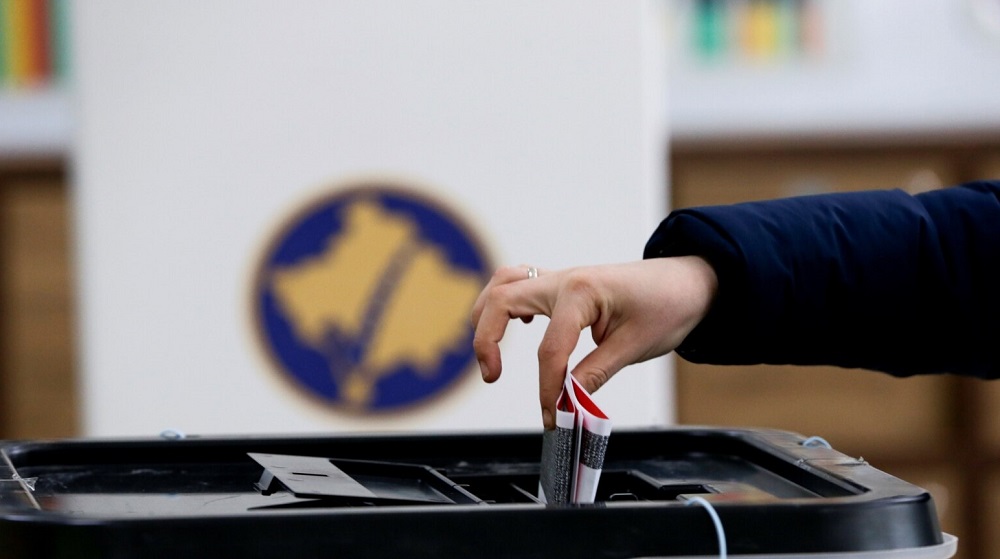 Qeveria e Kosoves kushtezon mbajtjen e zgjedhjeve ne veri